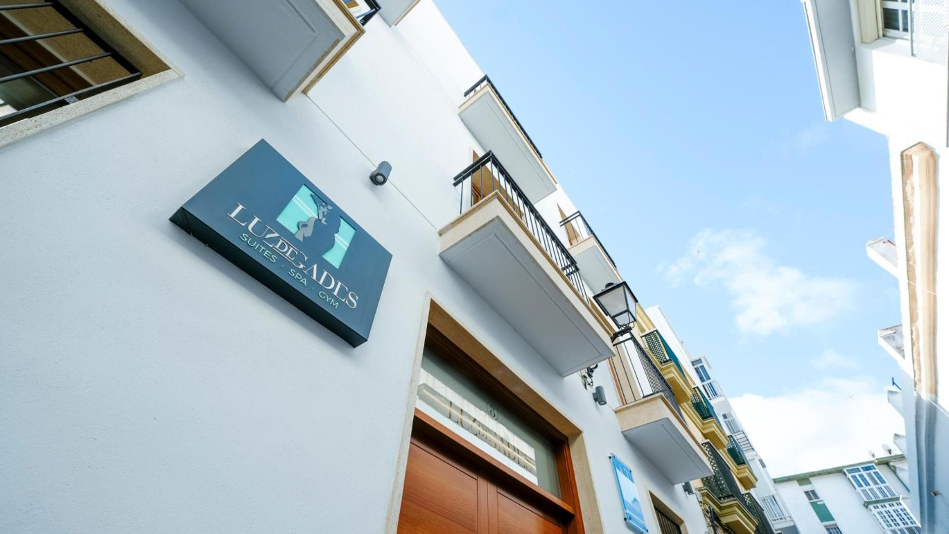 Aparthotel Luz De Gades - Suites Spa Gym - Adults Only Cádiz Exterior foto